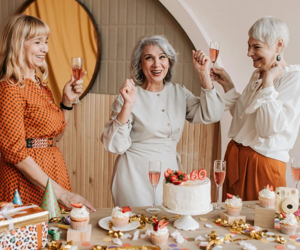 pexels-vlada-karpovich-7561326